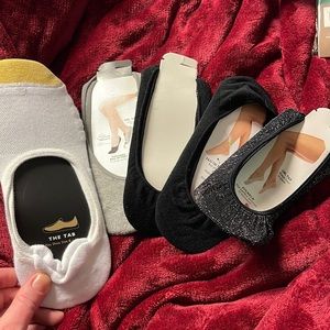 5 pairs of liner socks. New never worn.